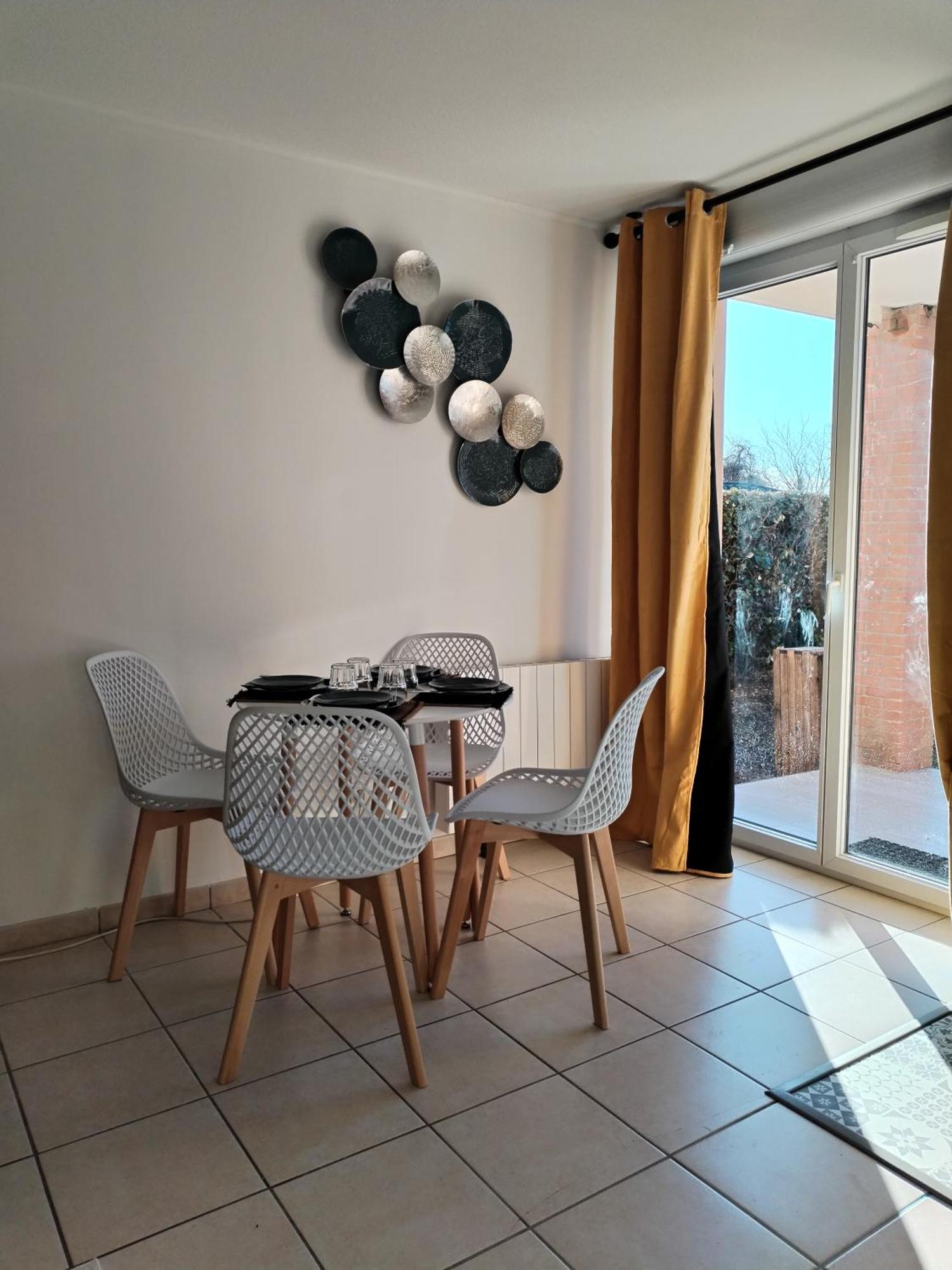 T2 Spacieux Tres Bien Place Gagnac-sur-Garonne Eksteriør billede